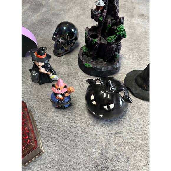 Spooky Halloween Decor Bundle of 9 - Picture 4 of 6